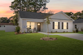 Coastal Gem Near Ocean Isle and Sunset Beach!